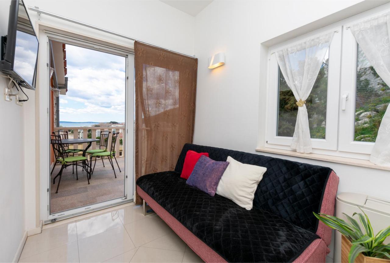 Apartments Villa White House Omiš Exteriér fotografie