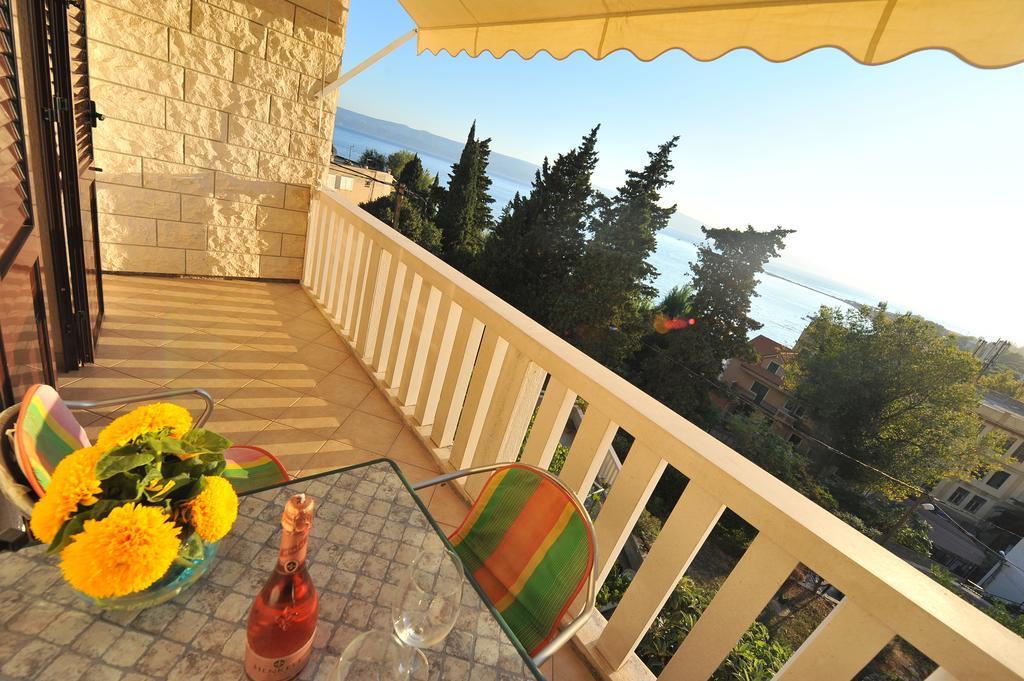 Apartments Villa White House Omiš Pokoj fotografie