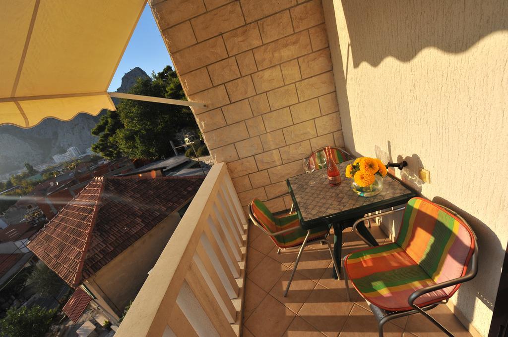 Apartments Villa White House Omiš Pokoj fotografie